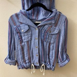 Jolt/ Half sleeve to full sleeve jacket